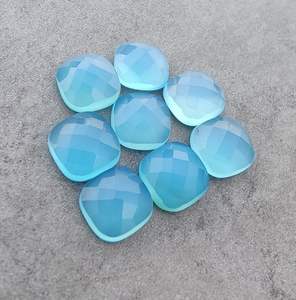 Calcedonia Azul Natural, Corte Cuadrado Tipo Cojín, Calibrada, Gema Suelta para Joyería - Product Image 1