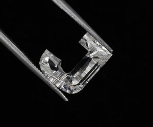 Diamante único de 2.50 ct con corte en J, cultivado en laboratorio, VVS-VS, color E,F, CVD, piedra suelta de fantasía, diamante alfabético cultivado en laboratorio, hecho a pedido. - Product Image 4