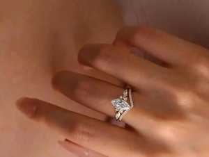 Anillo de doble banda con diamante de corte marquesa de 2.01 CT E VS1, conjunto único a juego, diamante cultivado en laboratorio, oro sólido de 14K, regalo de propuesta de matrimonio para enamorados - Product Image 2