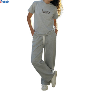 Ensemble de survêtement hip-hop personnalisé pour femme avec logo, manches courtes, col rond, coupe ample, pantalon à cordon de serrage, longueur intégrale, respirant, idéal pour l'été - Product Image 5