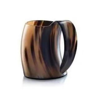 Chope à bière artisanale en corne de buffle naturelle avec couvercle en bambou, finition lisse, poignée robuste, style contemporain pour les fêtes - Product Image 1