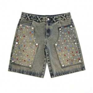 Pantalones Cortos Vaqueros Premium Vintage con Parche de Pedrería, Remaches Personalizados, Etiqueta Tejida, Pantone Lab Dip, Estilo Urbano, Fabricante OEM, Venta al por Mayor - Product Image 1
