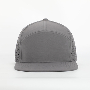OARH INT INDUSTRY 2026 Gorra Snapback Exclusiva Unisex Negra de 5 Paneles con Visera Plana, Parche Bordado y Agujeros Cortados con Láser, Sombrero de Moda Personalizado - Product Image 6