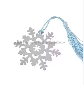 Adornos navideños de metal hechos a mano y copos de nieve tamaño personalizado última colección con colgantes atractivos - Product Image 5