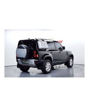 Land Rover Defender 110 D240 S Diésel Automático 2020, 104,795 km, Volante a la Izquierda - Product Image 2