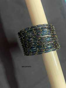 Bracelets polis tendance pour femmes et filles avec taille personnalisable, modèle/Style ange et artisanat en résine de couleur personnalisée - Product Image 2