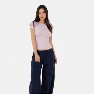 Camiseta de Cuello Redondo para Mujer, Corte Ajustado, Estilo Básico Y2K, Camiseta Lisa de Manga Corta para Mujer - Product Image 5