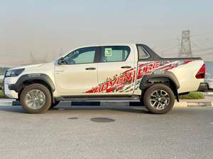 Toyota Hilux Adventure 4.0L Usada, Año 2025 - Product Image 2