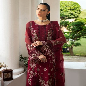 Ensemble de 3 pièces Ramsha Volume Dastak en mousseline de soie, longueur ras du sol, sans plis, style ethnique moderne, pour femmes, par les créateurs pakistanais et indiens - Product Image 4