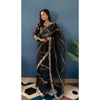 Blouse de sari élégante avec broderies de sequins et perles, modèle de créateur, pour mariages et fêtes, tenue traditionnelle pour femme, élégante