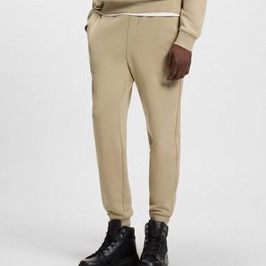 Conjunto Deportivo para Hombre de Color Sólido, Ropa Urbana con Mangas Largas, Precio Económico al por Mayor, Alta Calidad para Compradores al por Mayor, Servicio OEM - Product Image 4