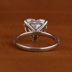 Bague de fiançailles solitaire en or blanc 14 carats avec diamant de laboratoire en forme de cœur de qualité supérieure pour femmes, bijoux de luxe sur mesure - Product Image 2