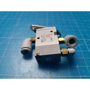 SMC SYJA512-M5-F โซลินอยด์วาล์วนิวแมติก 5 พอร์ต ใช้เป็นอะไหล่อุปกรณ์เซมิคอนดักเตอร์รุ่นเก่า - Product Image 3