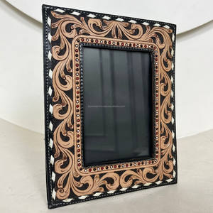 Cadre photo de support de table en cuir usiné à la main personnalisé Décor de cow-girl de cow-boy occidental Style vintage classique Montage sur bureau/mur - Product Image 4