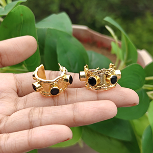 Custom Design Round Cut Black Onyx Apatite Quartz Gemstone Hoops 18k Gold Plated Texture Hoop Brass <b>Earring</b> For Women Jewelry - Product Image 2