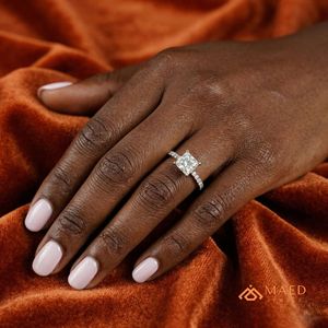 Bague solitaire princesse en moissanite pour femme, ton argenté, bijoux de fiançailles et d'anniversaire, style élégant au quotidien - Product Image 5