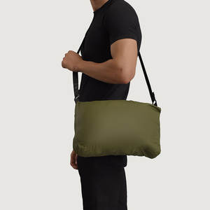 Veste matelassée décontractée pour homme avec confort isolant, veste matelassée longue pour homme pour une protection hivernale prolongée - Product Image 2