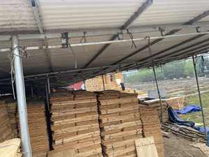 Plaques de placage en bois d'acacia 100% naturel, écologiques, durables, coupées rotativement, humidité 10-12%, texture lisse, design industriel pour - Product Image 2