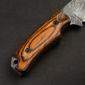 Couteau de chasse artisanal en acier Damas, acier à haute teneur en carbone, lame fixe, manche intégral, pour l'aventure en plein air, le bushcraft et le camping - Product Image 5