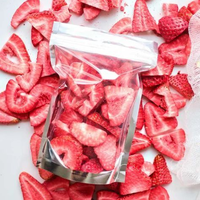 [HOT] Vietnamese VRIJGEVROREN GEDROOGDE AARDBEIEN Hele Stuk Knapperig Fruit Heldere Smaak Gezonde Snack Grote Vraag 2025 Beste Prijs Aanbod