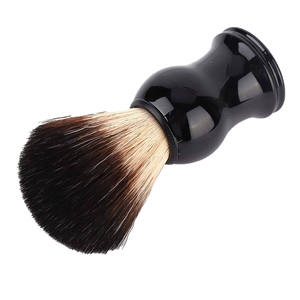 Brosse à raser professionnelle pour hommes de haute qualité avec manche en bois et poils de blaireau, couleur et taille personnalisées pour usage en salon - Product Image 4