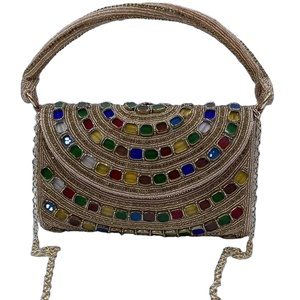 Elegante bolso de mano nupcial, monedero de noche atemporal para bodas y ocasiones especiales - Product Image 1