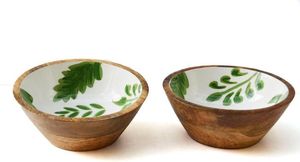 Tazón de Madera Hecho a Mano con Diseño de Pez Koi Azul en Esmalte, para una Mesa de Comedor Elegante y un Estilo de Decoración Artística para el Hogar - Product Image 3