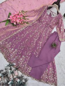 Achat en gros : Robe Anarkali en soie Fandy lourde, entièrement brodée de fils et de paillettes, avec dupatta de 2,20 mètres, ensemble de tenue ethnique entièrement cousu - Product Image 5