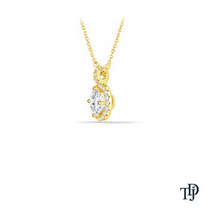 Elegante colgante de oro de 18 quilates con halo de diamantes cultivados en laboratorio, corte brillante, con engaste y un solo diamante. - Product Image 6