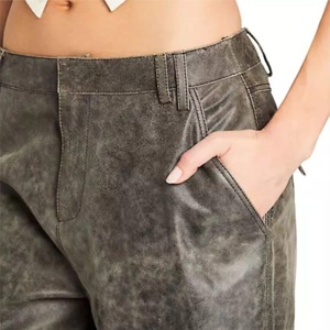 Pantalones de Cuero PU a la Moda para Mujer, con Bolsillo Lateral, Nuevo Diseño, Precio Bajo, Estilo Vintage Recto para Invierno - Product Image 3
