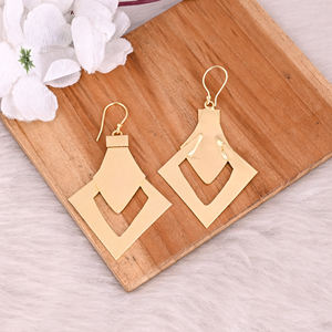 Pendientes Colgantes Hechos a Mano de Diseño Único y Alta Calidad, Pendientes de Latón Chapados en Oro, Joyería Elegante para Mujer - Product Image 4