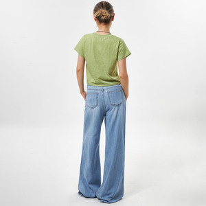 T-shirt court imprimé de qualité supérieure pour femme, coupe régulière, personnalisable, style streetwear - Product Image 5