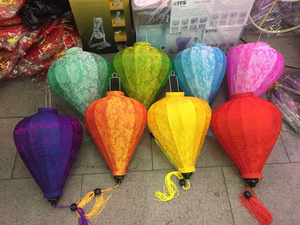 Manufacturer Garlic Shape Silk Lanterns Vietnam Bamboo <b>Frame</b> Silk Lanterns Decorative Silk Lanterns For Decor - Product Image 5