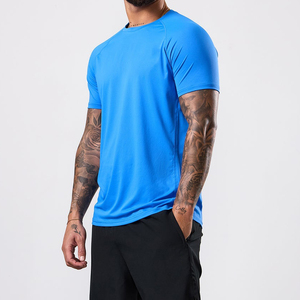 Camiseta Deportiva de Poliéster Personalizada Talla Estadounidense, de Secado Rápido, Ajustada, con Manga Corta y Cuello Redondo, con Serigrafía - Product Image 1