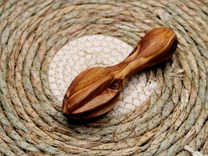 Wooden Manual Lemon Reamer Juicer Dishwasher Safe <b>Kitchen</b> <b>Accessory</b> - Product Image 4