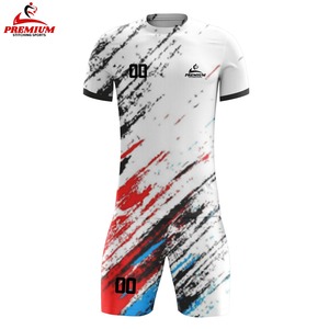 Uniforme de football pour hommes en tissu 100% polyester de qualité supérieure, couleur unie, logo, personnalisable, respirant, séchage rapide, short d'été - Product Image 4