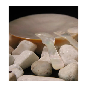 Plateau en nacre d'ormeau naturel, plat de service en coquille de luxe fait à la main, décoration intérieure pour hôtel et restaurant - Product Image 1
