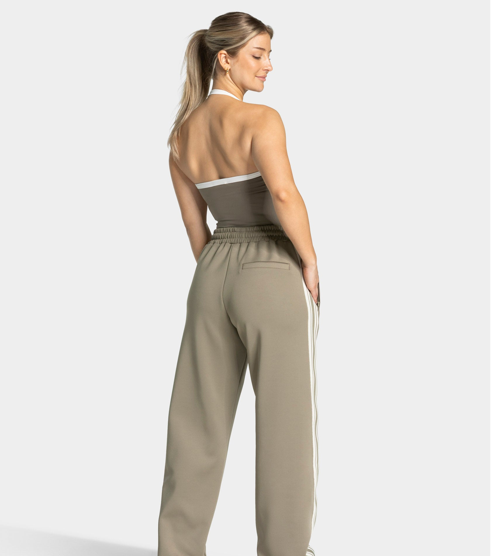 Custom Nylon Spandex Workout Plus Size Sports High Waist Elastic Waist Quick Dry Butt Lifting Yoga Pants Gym Women's Yoga Flare