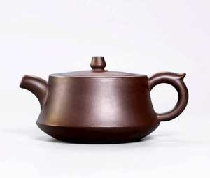 Théière authentique en argile violette Yixing Zisha, faite à la main, design de forme libre, style chinois, pour le thé Oolong et Pu Er - Product Image 3