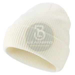 Bonnet confortable pour tous les jours, en tissu doux, conçu pour une utilisation décontractée, les activités de plein air et les températures froides - Product Image 4