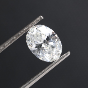 Diamante Suelto Cultivado en Laboratorio de 0.70 Ct, Color F, Claridad IF, Corte Ovalado, Diamante HPHT, Certificado por IGI, Brillante, para Joyería Fina de Exportación - Product Image 1
