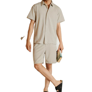 Conjunto de Camisa y Pantalones Cortos Premium para Hombre - Ropa de Verano para Resort - 2 Piezas - Camisa de Botones de Color Liso y Pantalones Cortos - Proveedor Mayorista - Product Image 6