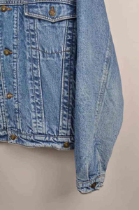 Veste en jean bleu clair pour homme avec doublure en sherpa, col rabattu, coupe classique, style décontracté, vêtement d'automne - Product Image 3