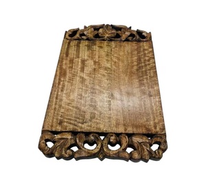 Tabla de Cortar de Madera de Acacia Premium con Diseño de Hoja Grabado con Láser, Duradera, Segura para Alimentos, Elegante y Rústica - Product Image 5
