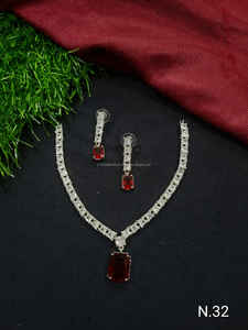 Classic American Diamond <b>Bridal</b> <b>Jewelry</b> <b>Set</b> Two-Piece Necklace and Earrings for Wedding Fashionable Classic Style - Product Image 2