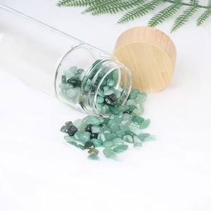 Verre personnalisé avec logo, en gros, pour elixir infusé de pierres précieuses naturelles et de quartz, 500 ml, avec couvercle en bambou, résistant à l'eau bouillante - Product Image 4