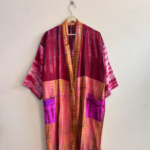 Robe kimono en soie tie-dye, tenue d'été faite à la main, robe colorée de luxe - Product Image 1