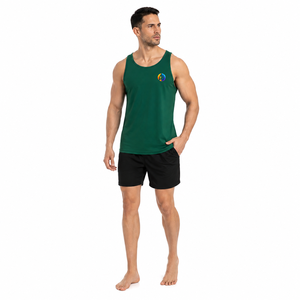 Camiseta deportiva transpirable para hombre con diseño minimalista, ideal para el fin de semana, paseos de verano y uso diario. - Product Image 1