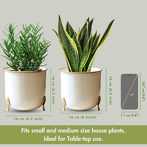 Pot de fleurs en métal martelé blanc avec pieds dorés, lot de 2, 6 pouces - Product Image 2