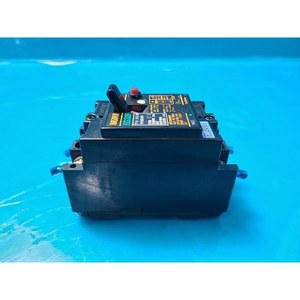 Interruptor Diferencial Fuji EG32F 10A Usado Como Está, Piezas de Equipos Semiconductores de Época - Product Image 3